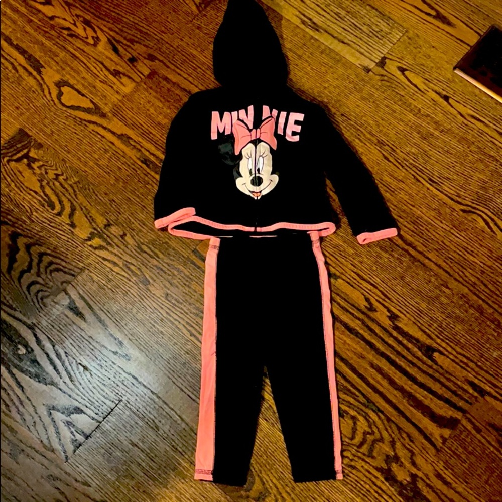 Minnie Mouse Outfit